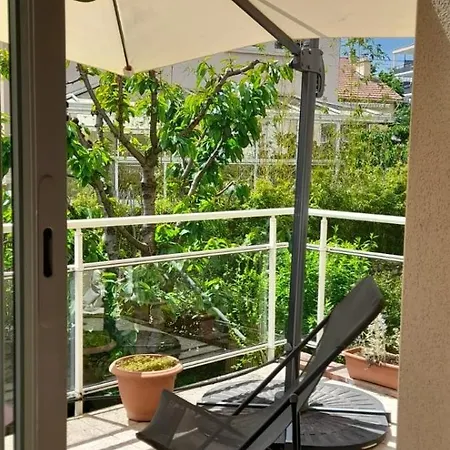 Jolie Maison Sportive Avec Exterieurs