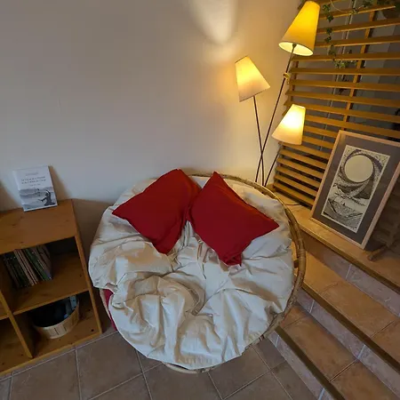 Jolie Maison Sportive Avec Exterieurs *